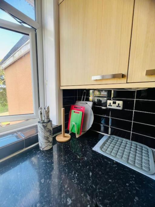 Family Marine Apartment With Sea View Dawlish Exterior photo